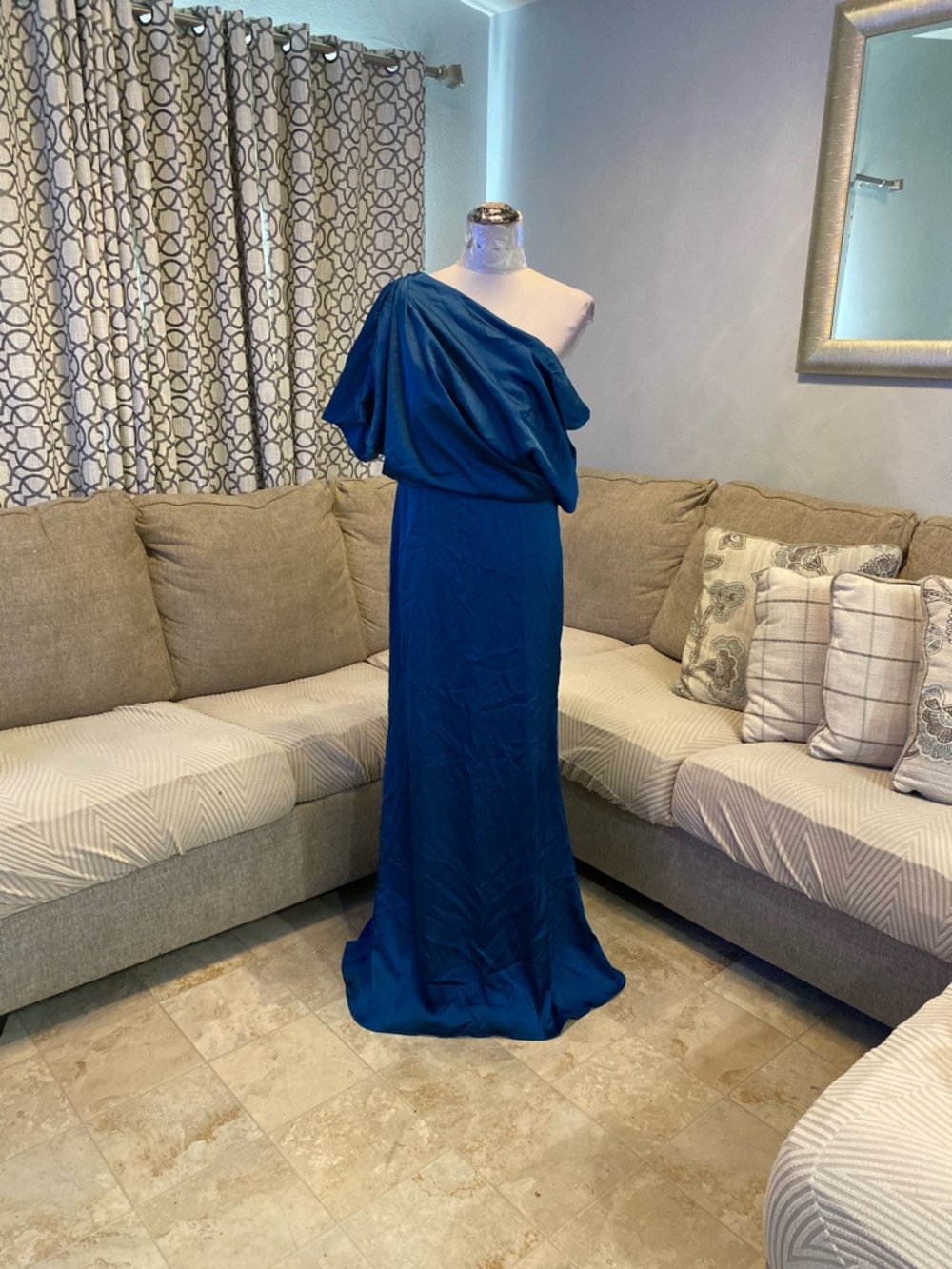New Women 12 elegant one-shoulder draped bodice and a smooth, flowing silhouette